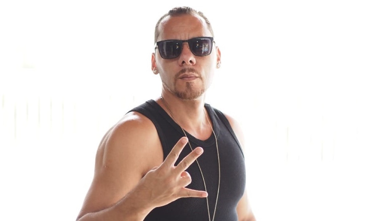 Kadyn, cantor, produtor musical e técnico de som brasileiro